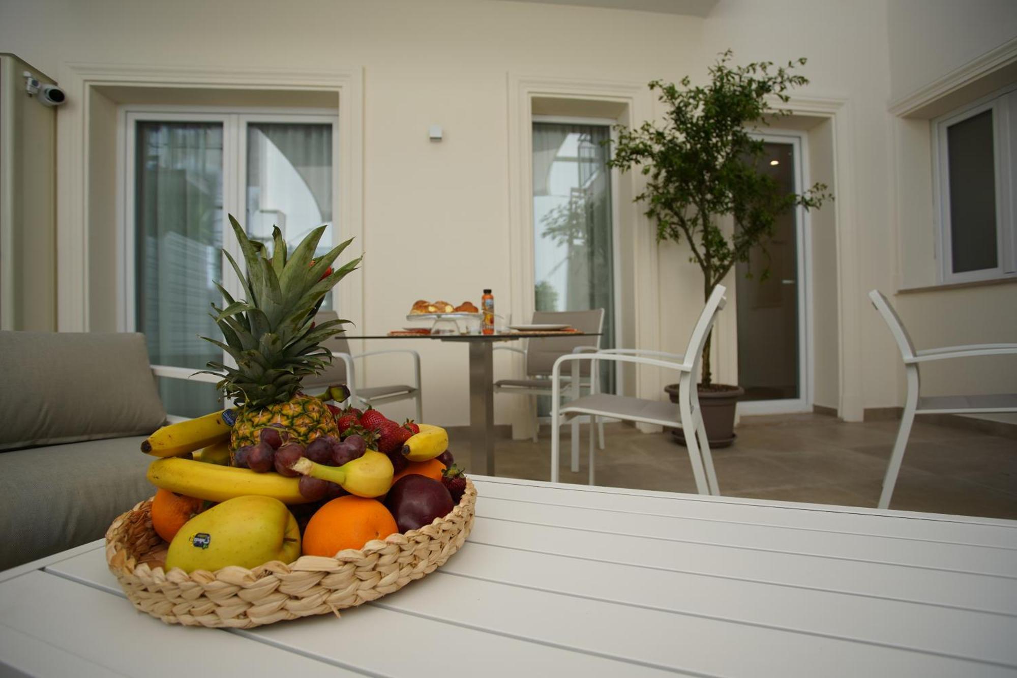 Palazzo Bibbi - Rooms To Live Reggio Calabria Exterior photo